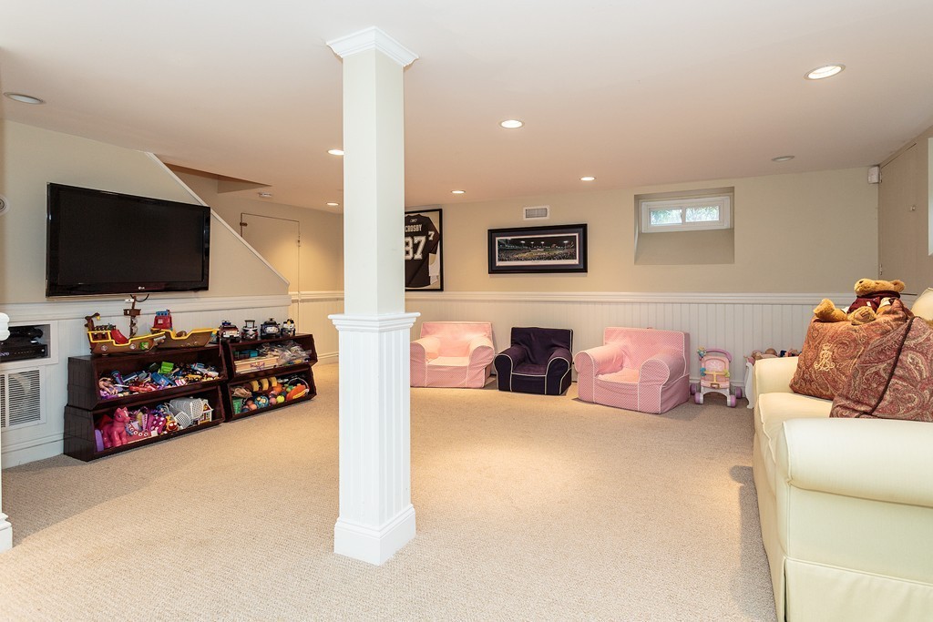 33 Horace Road Belmont, MA 02478 - Photo 15 of 20 Gallery Image 15