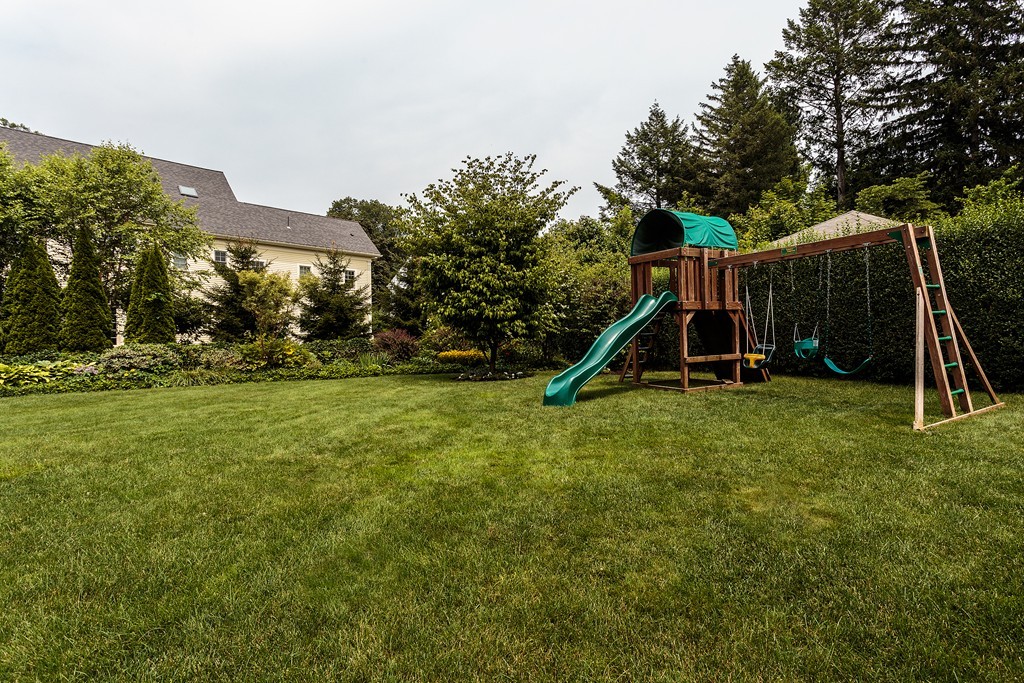 33 Horace Road Belmont, MA 02478 - Photo 16 of 20 Gallery Image 16