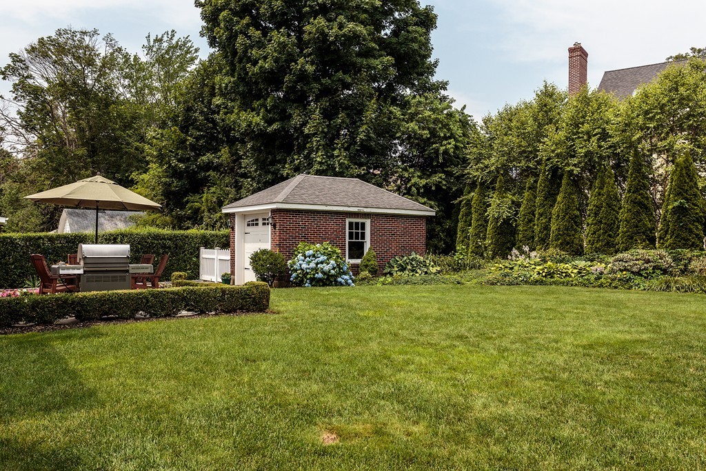 33 Horace Road Belmont, MA 02478 - Photo 17 of 20 Gallery Image 17