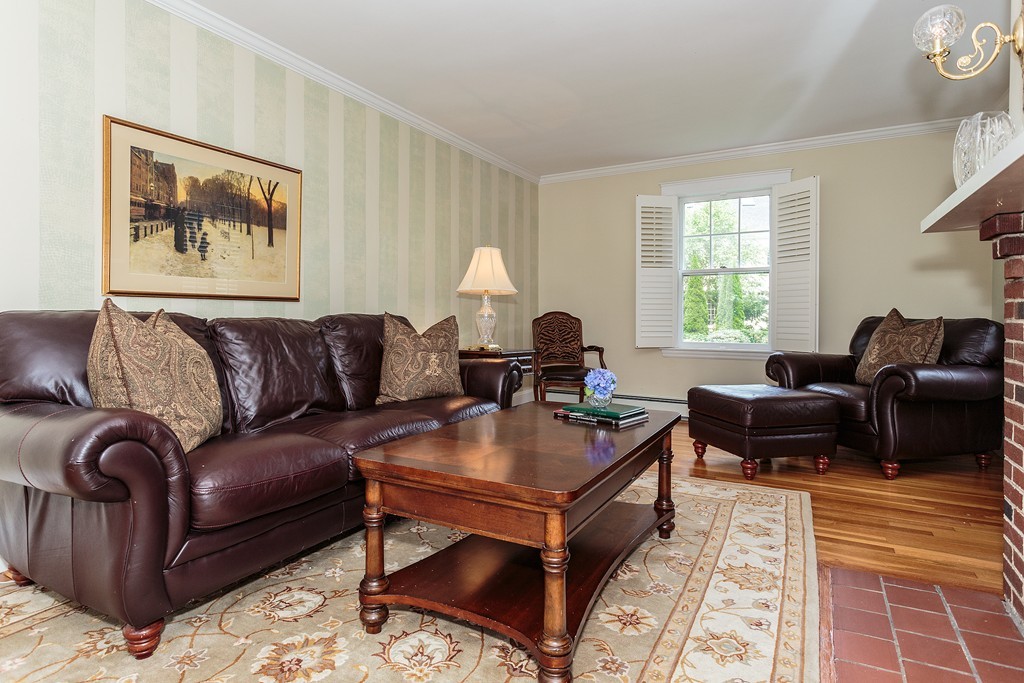 33 Horace Road Belmont, MA 02478 - Photo 3 of 20 Gallery Image 3