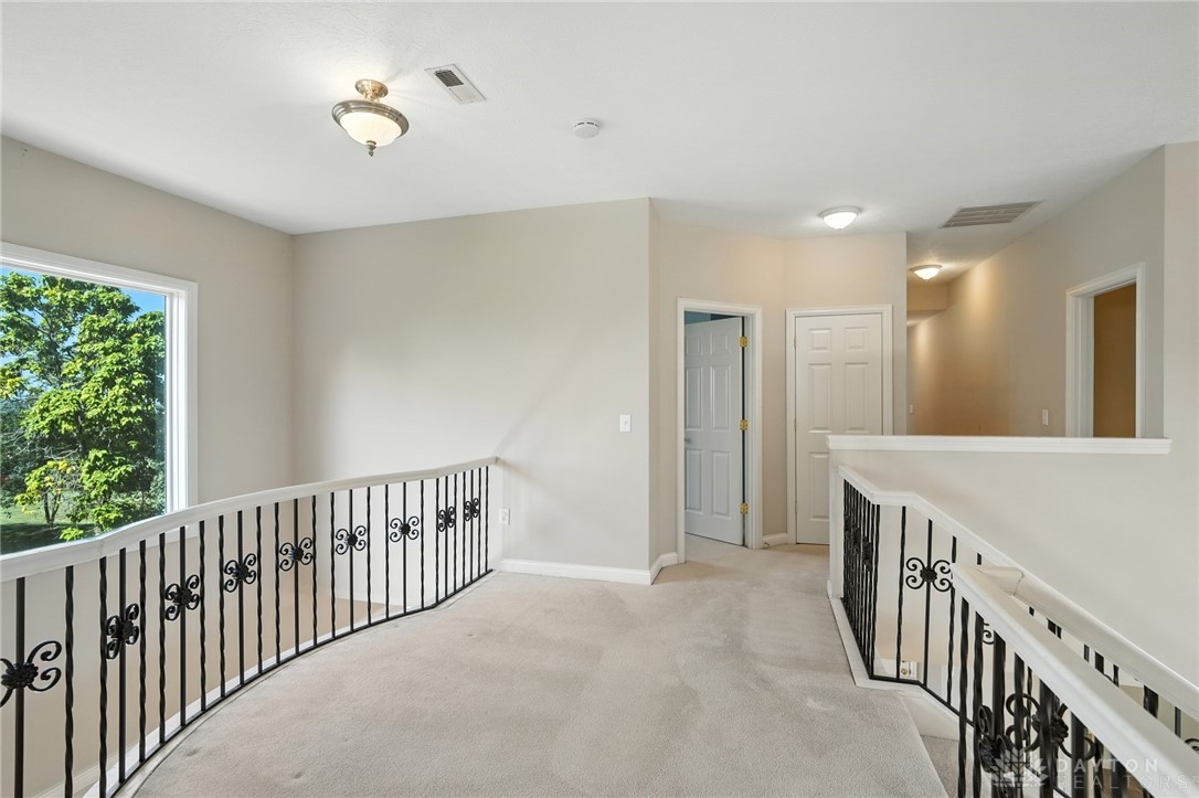 814 Valley View Point Springboro, OH 45066 - Photo 27 of 77 Gallery Image 27