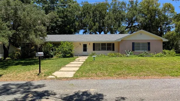 $395,000 | 2469 Broadvue Avenue, Eustis, FL 32726