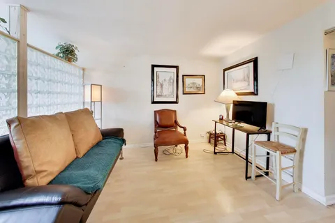 $160,000 | 253 East Delaware Place, Unit 12E, Chicago, IL 60611