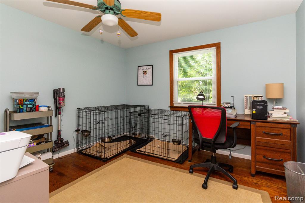 3269 Hixon Road Rochester, MI 48306 - Photo 31 of 41