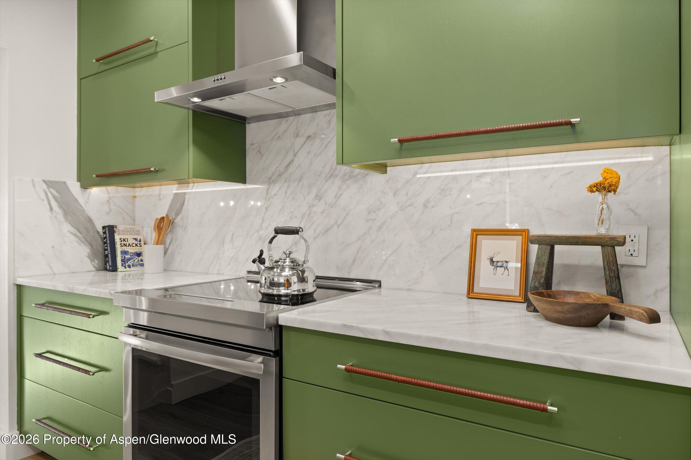 221 Meadow Ranch Drive, Unit D4A Snowmass Village, CO 81615 - Photo 8 of 30 11-221MeadowRanchRd_2512_0414