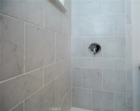 $285,000 | 940 6th Street, Lakeport, CA 95453