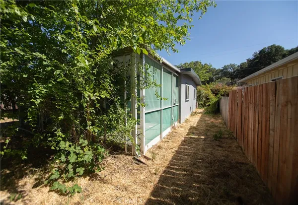 $285,000 | 940 6th Street, Lakeport, CA 95453