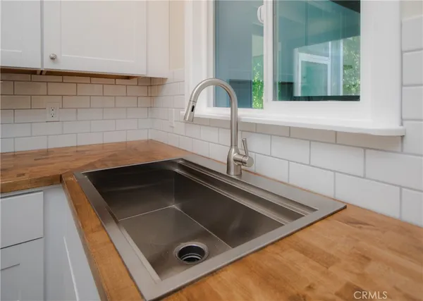 $285,000 | 940 6th Street, Lakeport, CA 95453