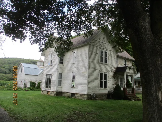 $60,000 | 6 Alexander Street, Unit 1, Avoca, NY 14809