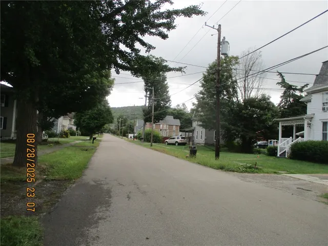 $60,000 | 6 Alexander Street, Unit 1, Avoca, NY 14809