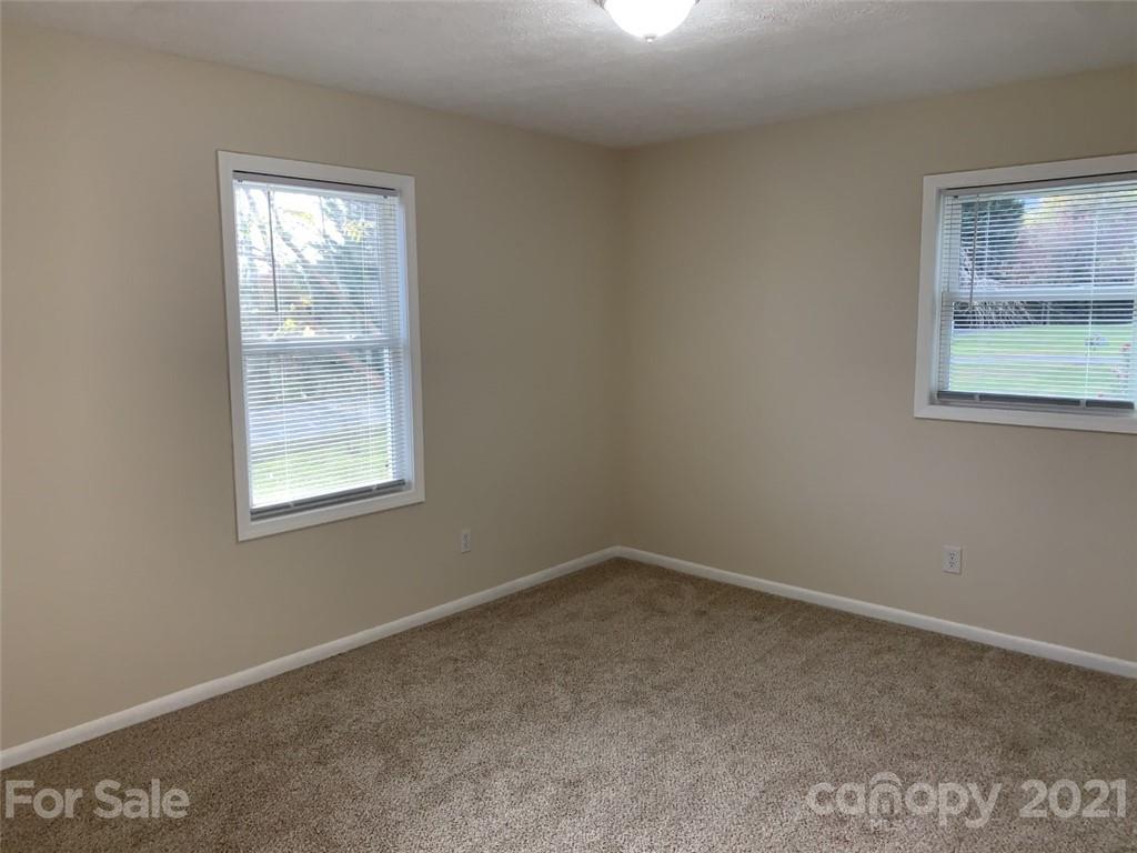 417 Neely Road Brevard, NC 28712 - Photo 17 of 28 Gallery Image 17