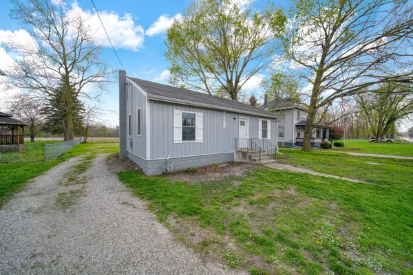 $175,000 | 6357 Highway 223, Palmyra, MI 49268