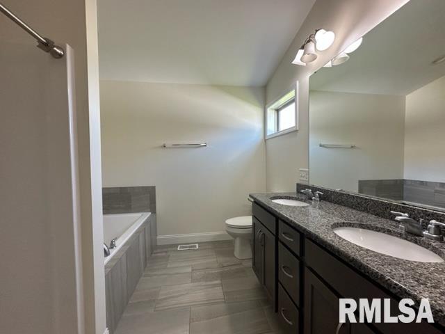 2000 West Rd Drive Springfield, IL 62711 - Photo 12 of 38