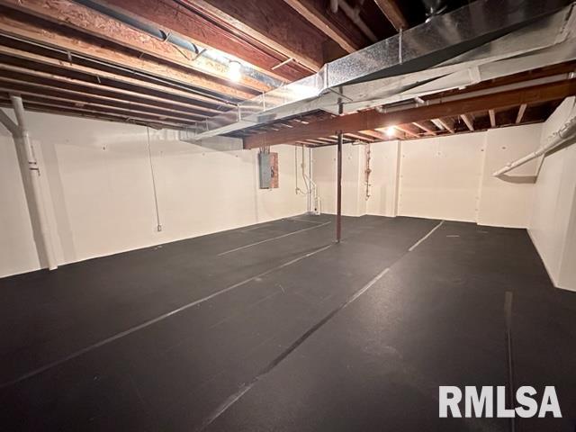 2000 West Rd Drive Springfield, IL 62711 - Photo 36 of 38