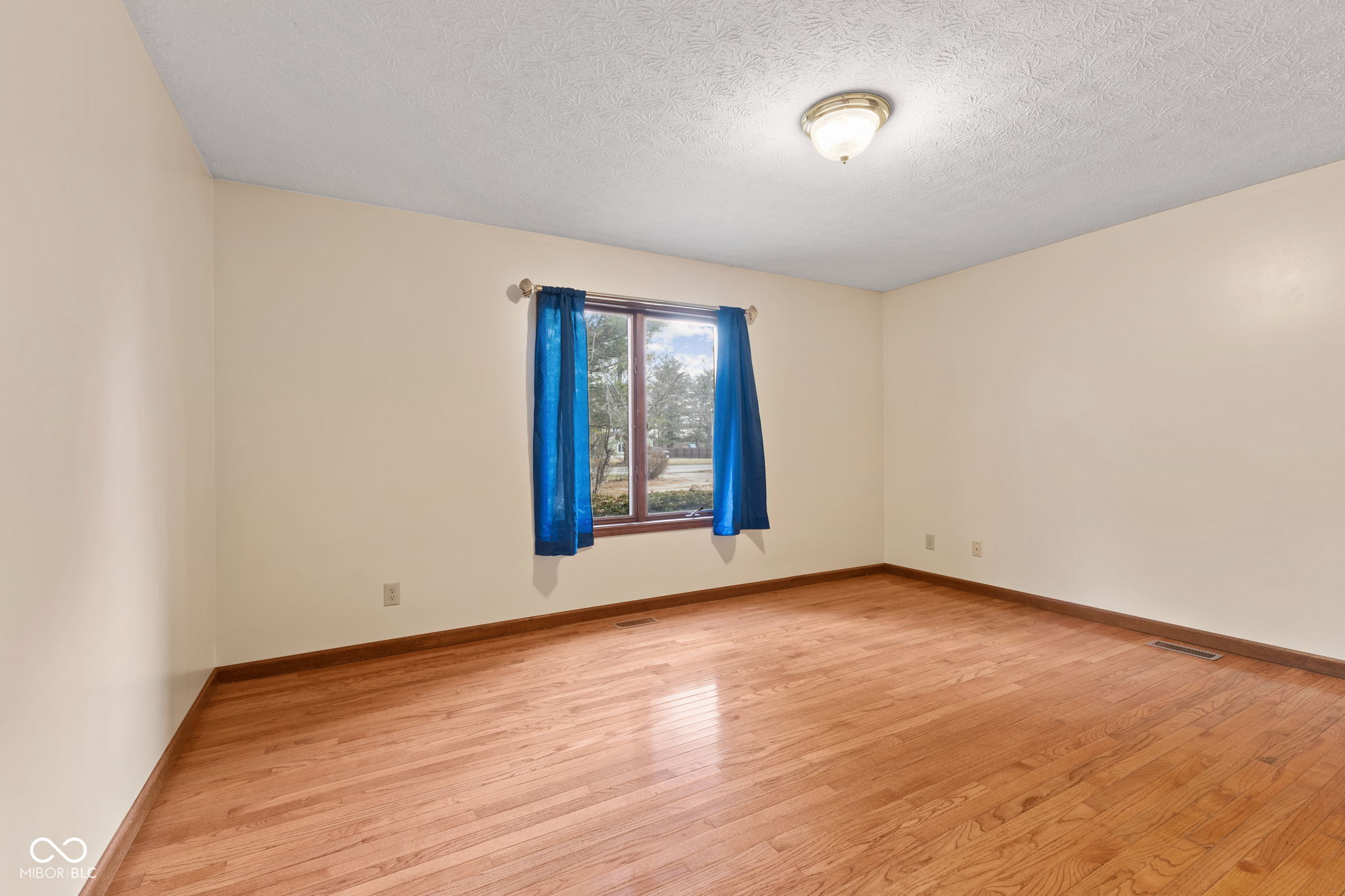 252 North Raceway Road Indianapolis, IN 46234 - Photo 18 of 32 Gallery Image 18