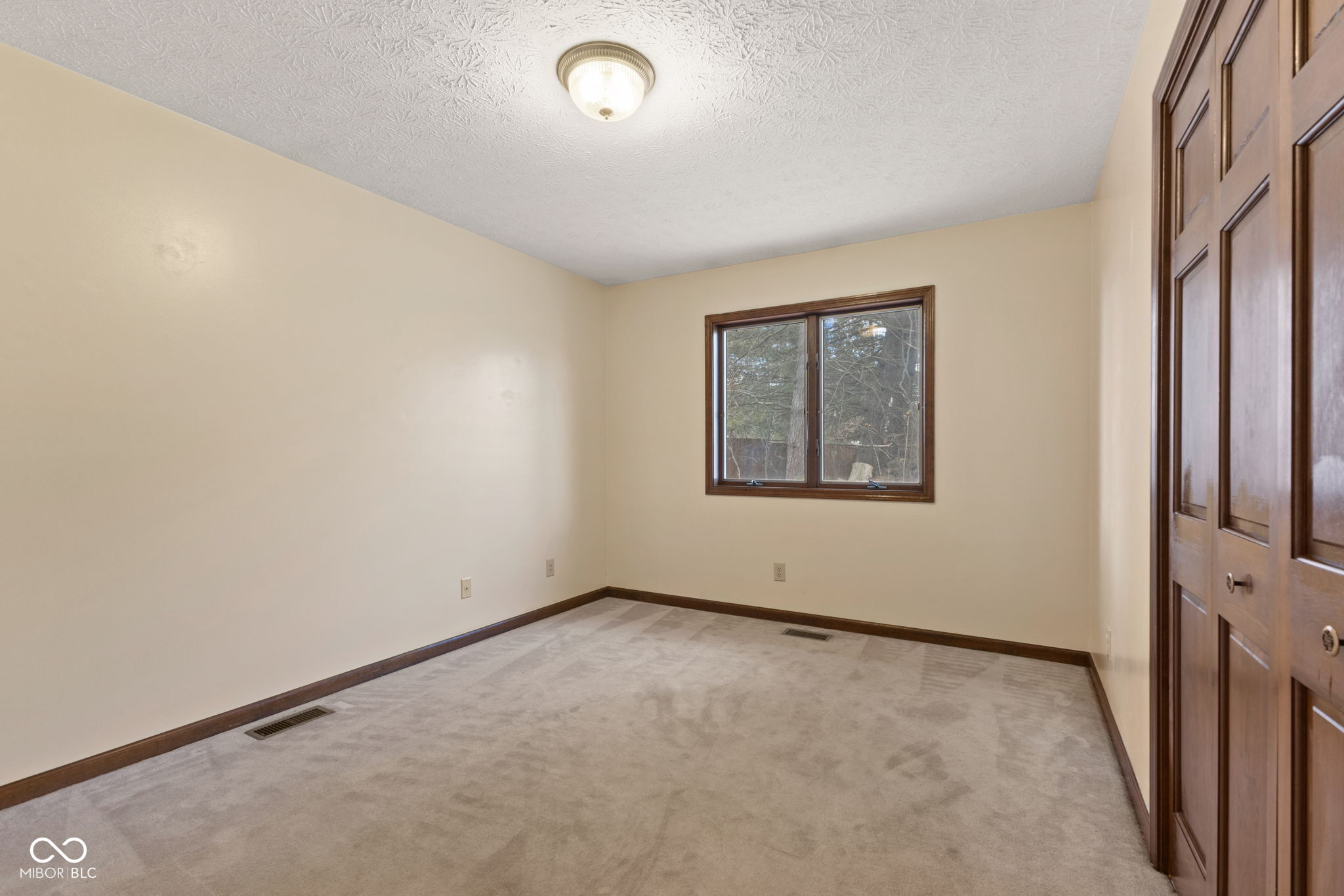 252 North Raceway Road Indianapolis, IN 46234 - Photo 27 of 32 Gallery Image 27