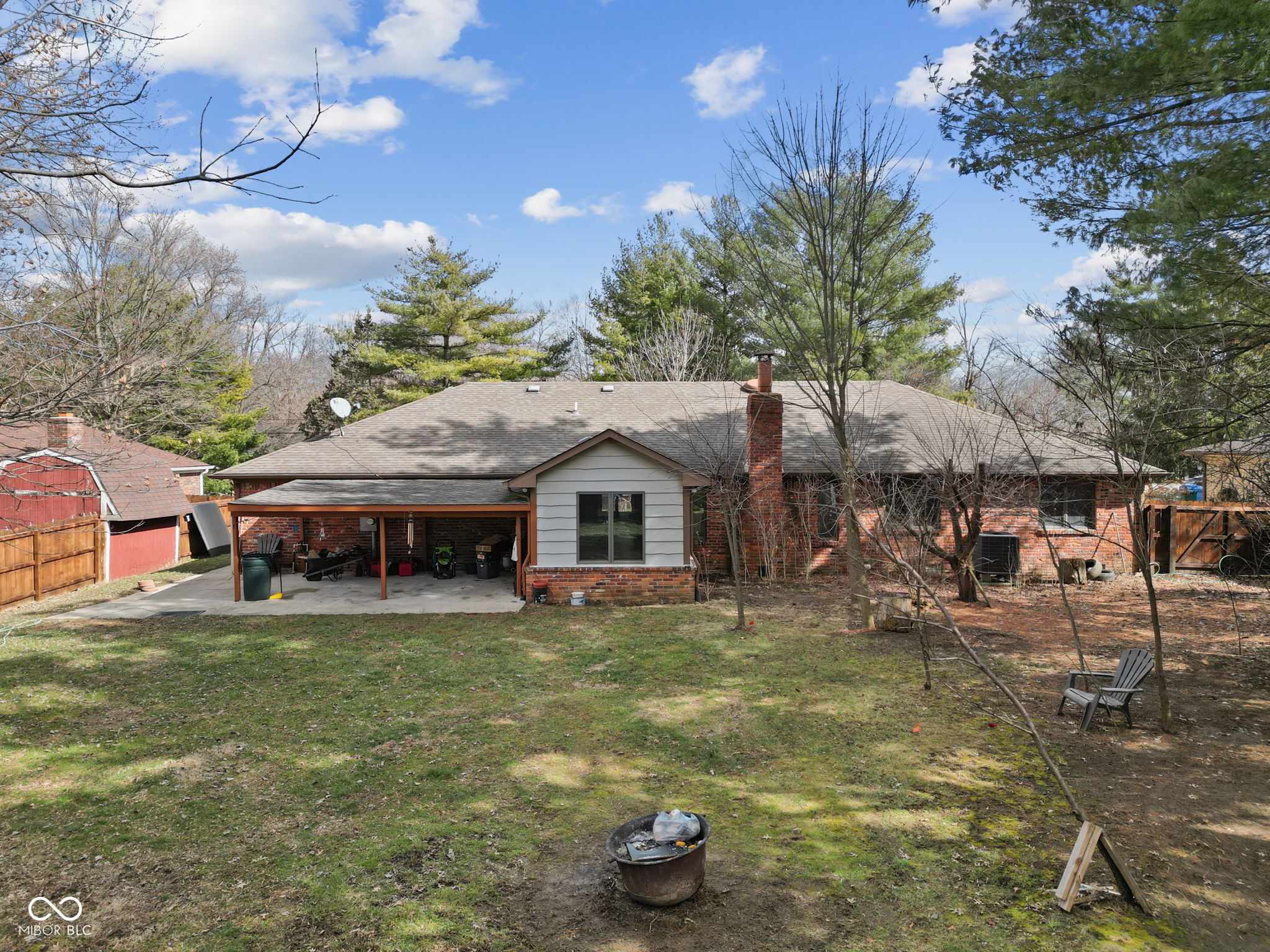 252 North Raceway Road Indianapolis, IN 46234 - Photo 3 of 32 Gallery Image 3