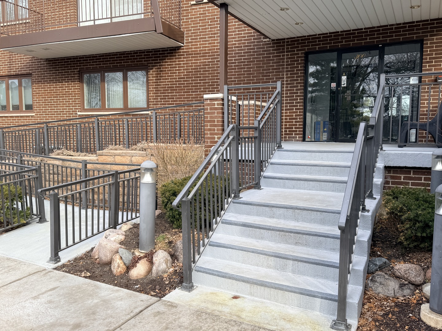 300 East Dundee Road, Unit 403A Buffalo Grove, IL 60089 - Photo 4 of 28