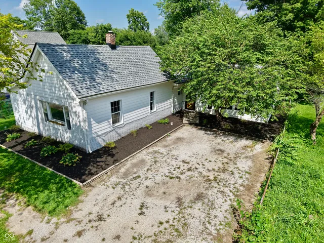 $259,000 | 4833 Pennsylvania Street, Clayton, IN 46118
