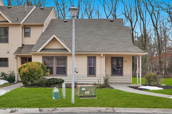 $2,300 | 138 Aster Court, Jackson, NJ 08527