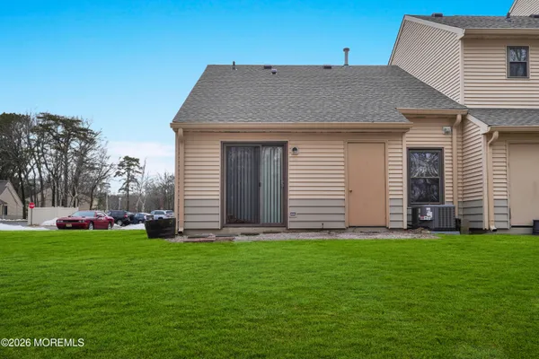 $2,300 | 138 Aster Court, Jackson, NJ 08527