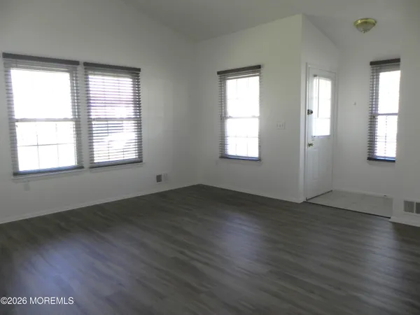 $2,300 | 138 Aster Court, Jackson, NJ 08527