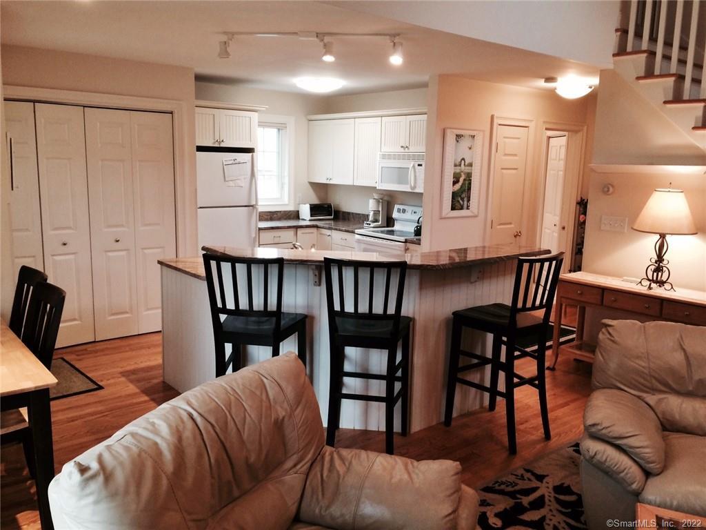 57 Harbor Avenue Madison, CT 06443 - Photo 6 of 19