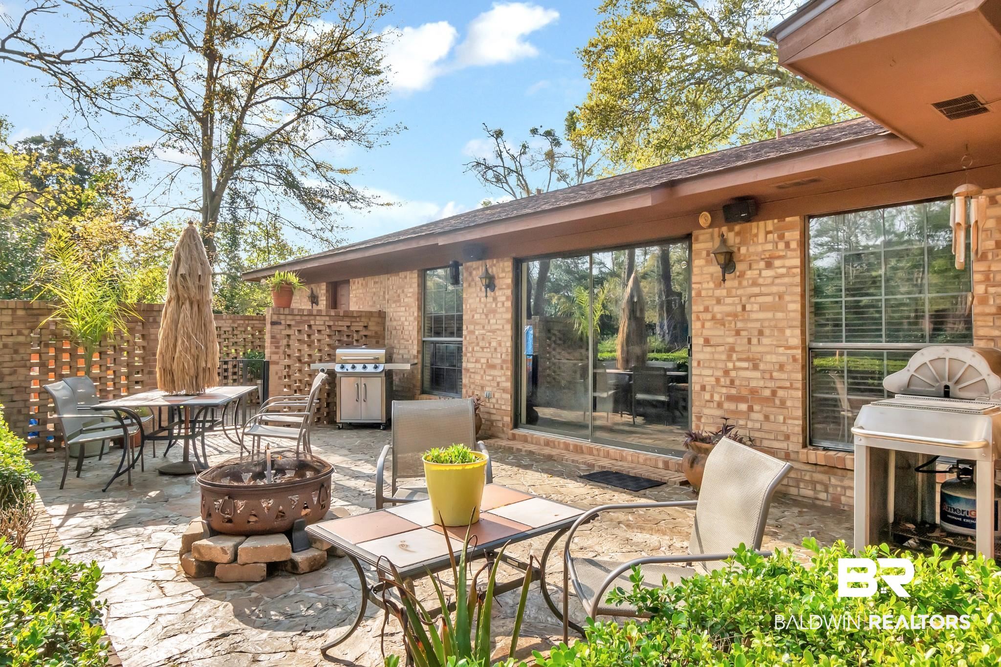 113 Dewitt Loop Daphne, AL 36526 - Photo 23 of 39 Back Patio