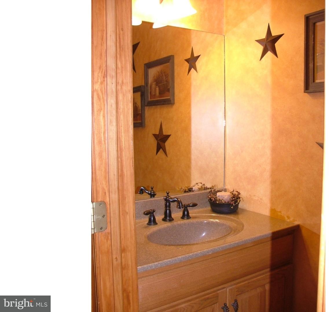 1101 Lees Bridge Road Nottingham, PA 19362 - Photo 9 of 19 Half Bath