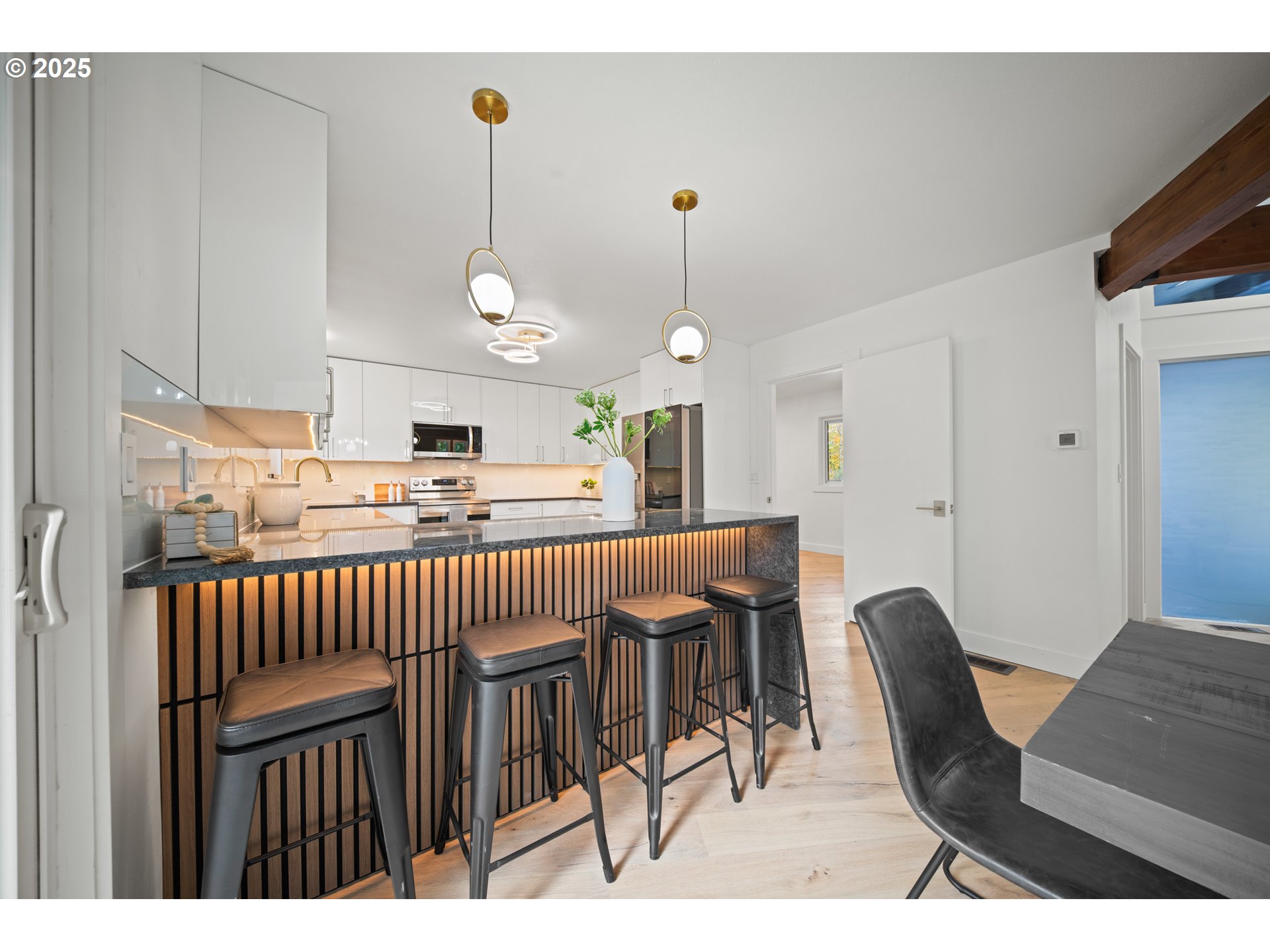 42600 East Larch Mountain Road Corbett, OR 97019 - Photo 16 of 48