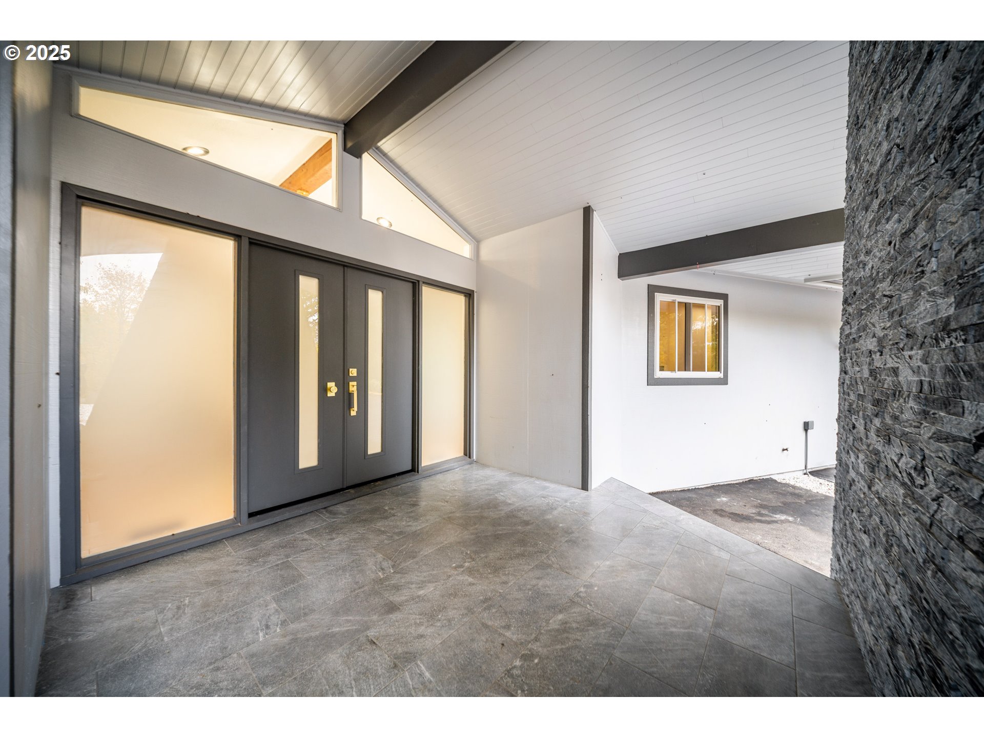 42600 East Larch Mountain Road Corbett, OR 97019 - Photo 7 of 48