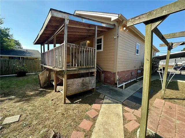 $209,500 | 421 North Dilton Street, Metairie, LA 70003