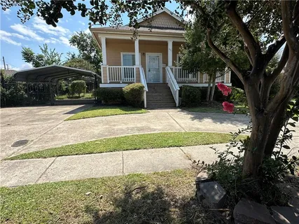$209,500 | 421 North Dilton Street, Metairie, LA 70003