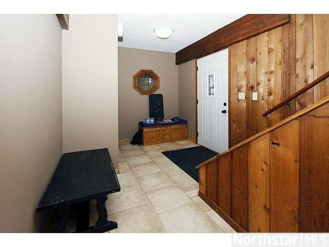 1518 North Timber Ridge Fridley, MN 55432 - Photo 2 of 11 Gallery Image 2
