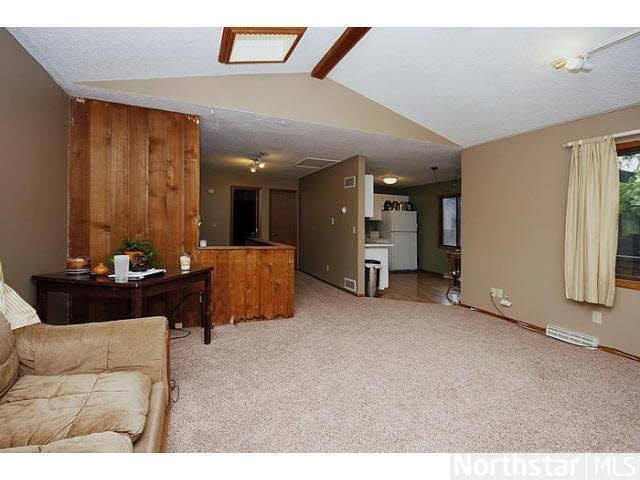 1518 North Timber Ridge Fridley, MN 55432 - Photo 4 of 11 Gallery Image 4
