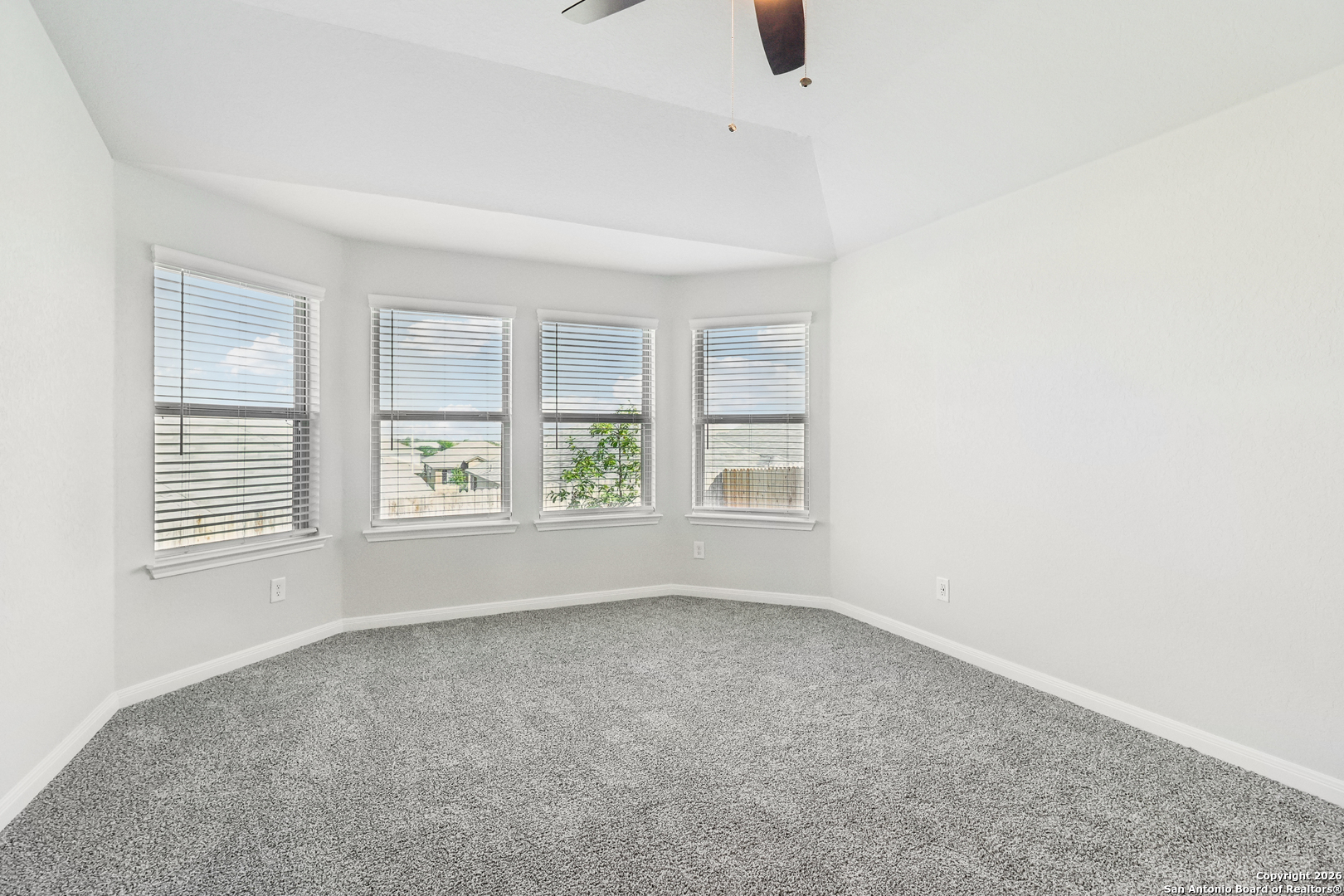 2907 Junction Bay Converse, TX 78109 - Photo 17 of 21 an empty room with windows