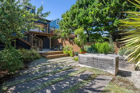 $2,395,000 | 139 Brompton Avenue, San Francisco, CA 94131