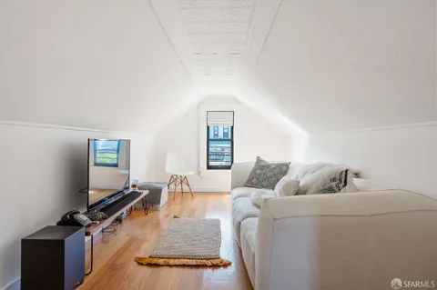 $2,395,000 | 139 Brompton Avenue, San Francisco, CA 94131