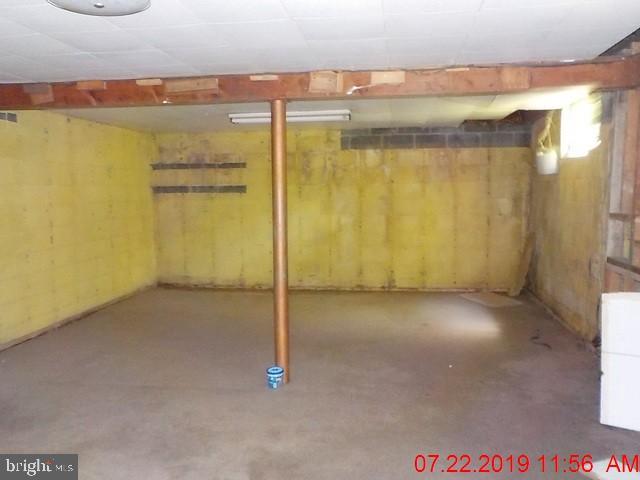 233 Evergreen Road Barrington, NJ 08007 - Photo 16 of 17