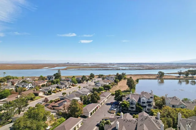 $888,000 | 2508 Hastings Shore Lane, Redwood City, CA 94065