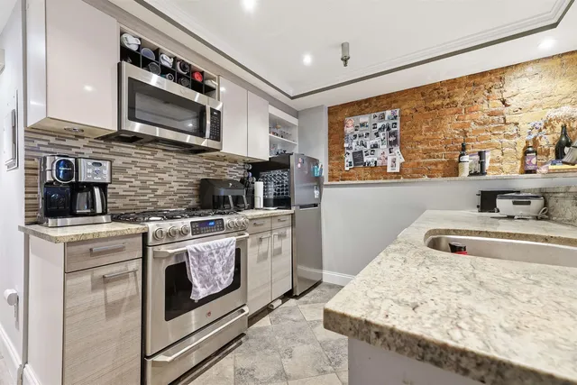 $3,300 | 535 Bloomfield Street, Unit BS, Hoboken, NJ 07030