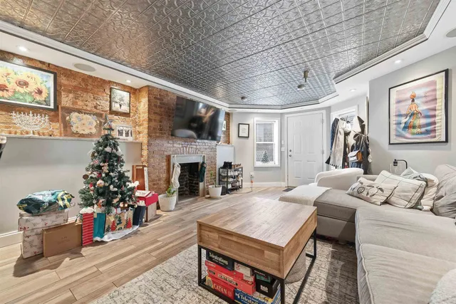 $3,300 | 535 Bloomfield Street, Unit BS, Hoboken, NJ 07030