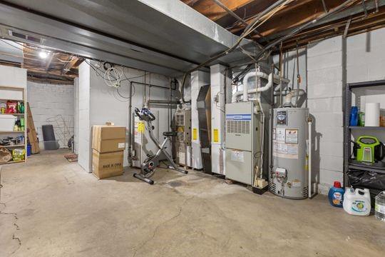 259 Republic Street Pittsburgh, PA 15211 - Photo 25 of 25 a view of a room with gym equipment