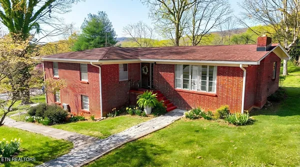 $280,000 | 603 Crestview Drive, Rockwood, TN 37854