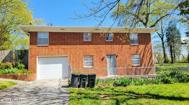 $285,000 | 603 Crestview Drive, Rockwood, TN 37854