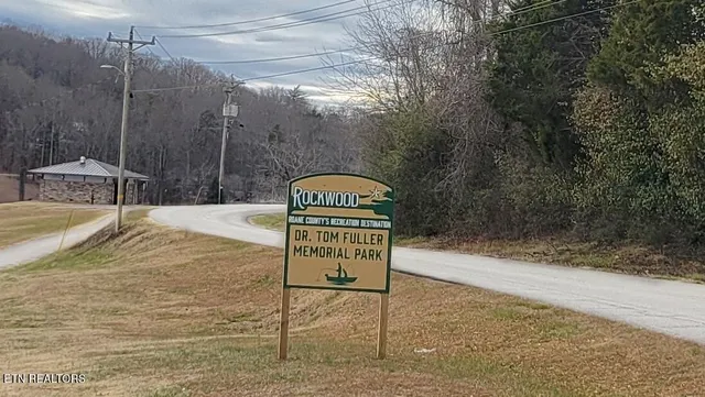 $285,000 | 603 Crestview Drive, Rockwood, TN 37854