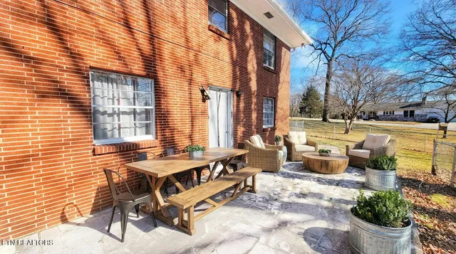 $285,000 | 603 Crestview Drive, Rockwood, TN 37854