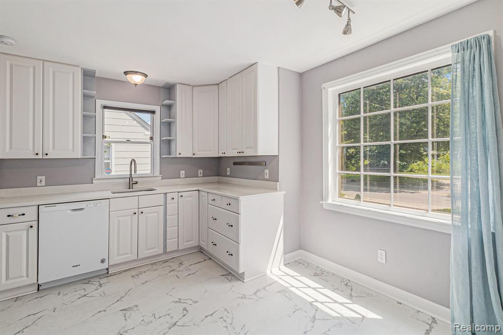 815 North Prospect Road Ypsilanti, MI 48198 - Photo 3 of 42 Gallery Image 3