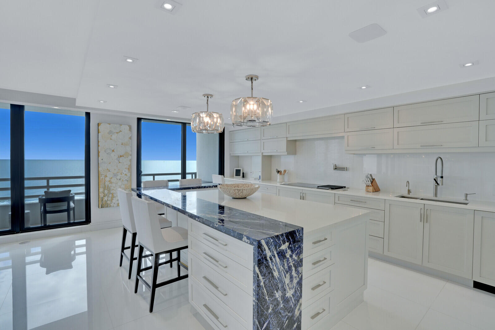 1400 South Ocean Boulevard, Unit 405 Boca Raton, FL 33432 - Photo 12 of 44 Kitchen