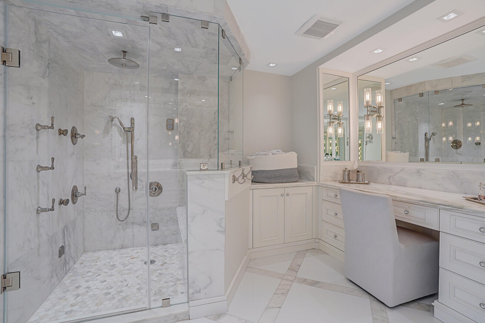 1400 South Ocean Boulevard, Unit 405 Boca Raton, FL 33432 - Photo 21 of 44 Primary bath